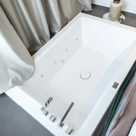 Vigna Caracciolo Alojamento de Acomodação e Pequeno-almoço Trani