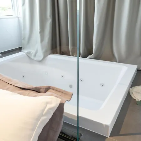 Vigna Caracciolo 3* Trani