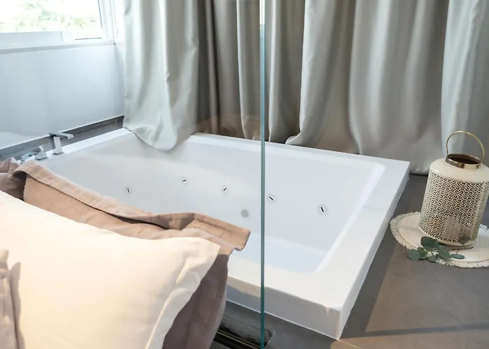 Vigna Caracciolo 3* Trani